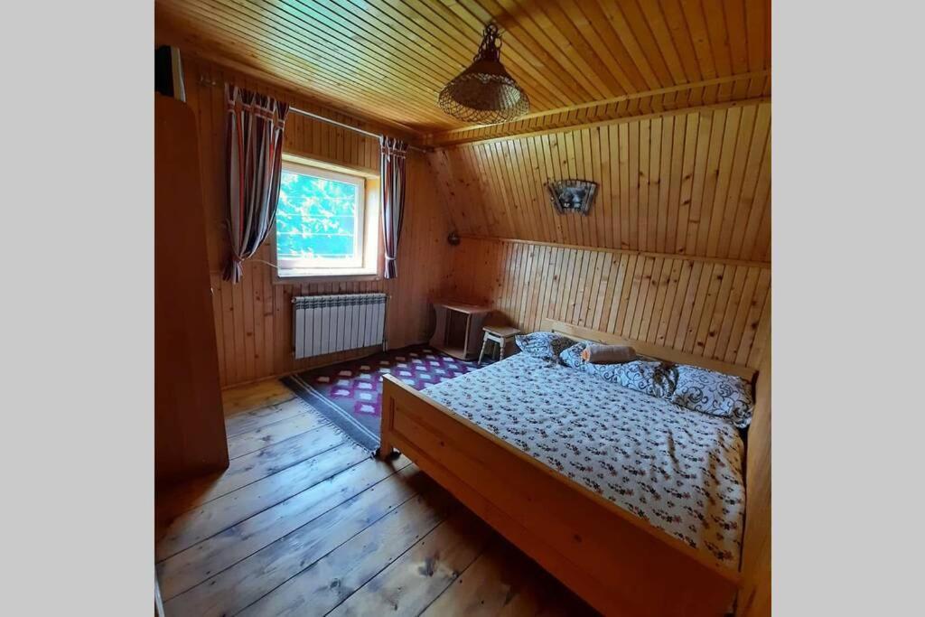 Окремі Апартаменти На 8 Чоловік Садиба У Ані Synevyrsʼka Polyana Buitenkant foto